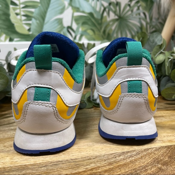 Reebok - Classic Leather Running Sneakers 4Y - Picture 8 of 14